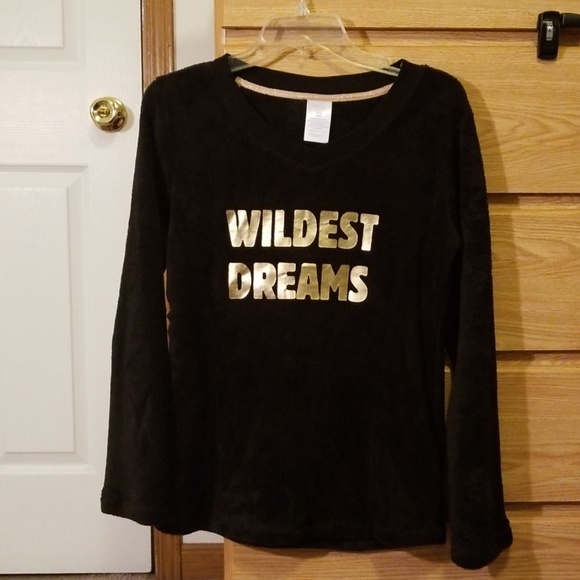 Secret Treasures Other - Leopard print PJ bundle with matching fuzzy socks